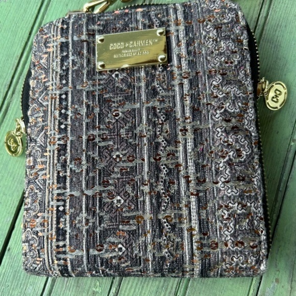 Coco Carmen Gray Crossbody Wallet Gold - Picture 5 of 12